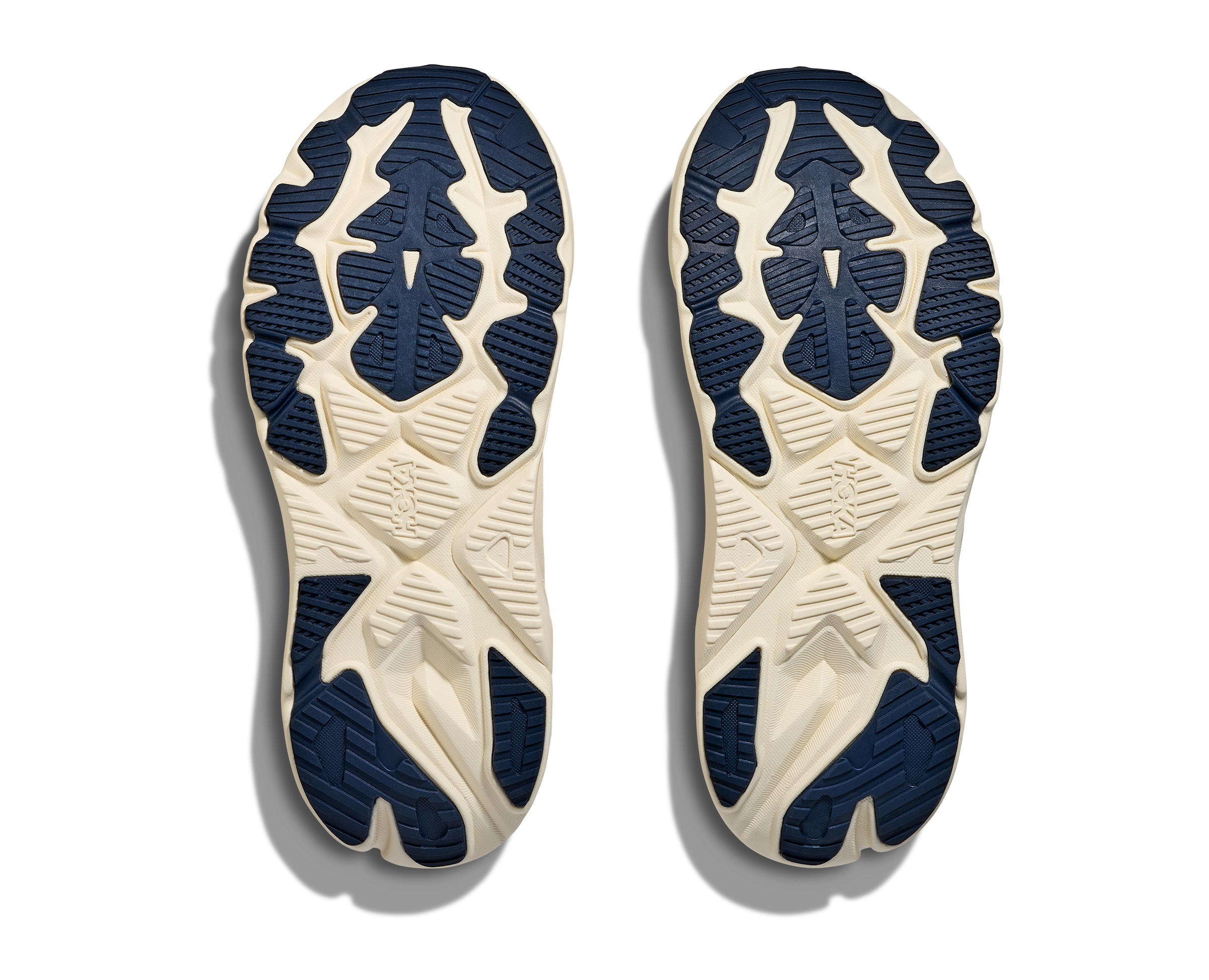 Women's Arahi 8