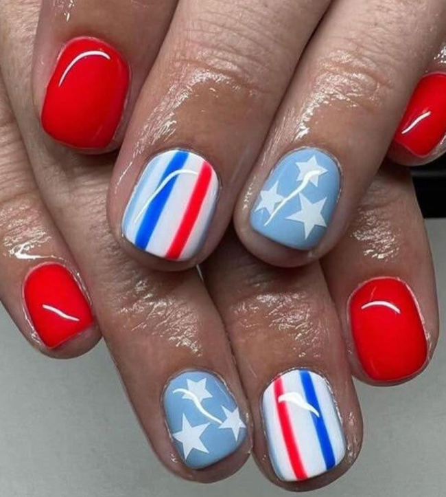 Independence Day Press On Nails, Classic Fashion Nails with Flag Stripes & Star Design