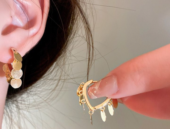 Dazzling Silver Long Metal Tassel Ear Cuffs, Minimalist Unique Design Earrings, Trendy Versatile Jewelry