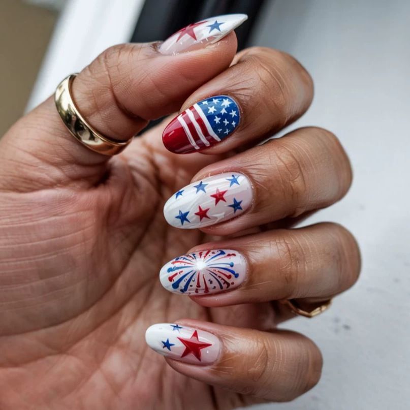 Independence Day Press On Nails, Classic Fashion Nails with Flag Stripes & Star Design